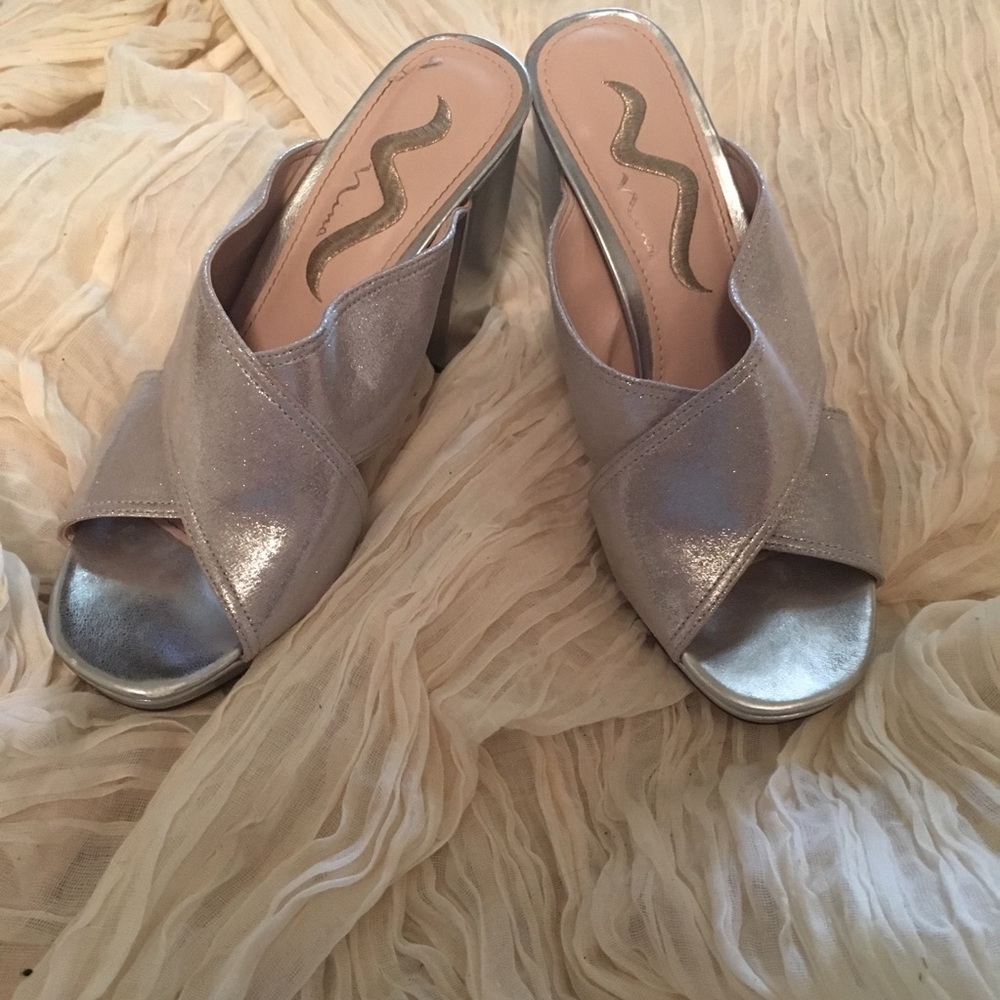 Nina dress clogs sandals 👡!